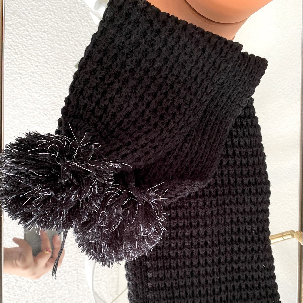 Waffle Knit Scarf - Picture 2 of 2